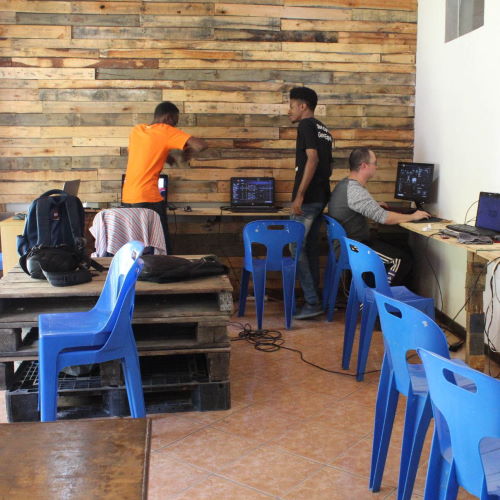 dota2_lan_01