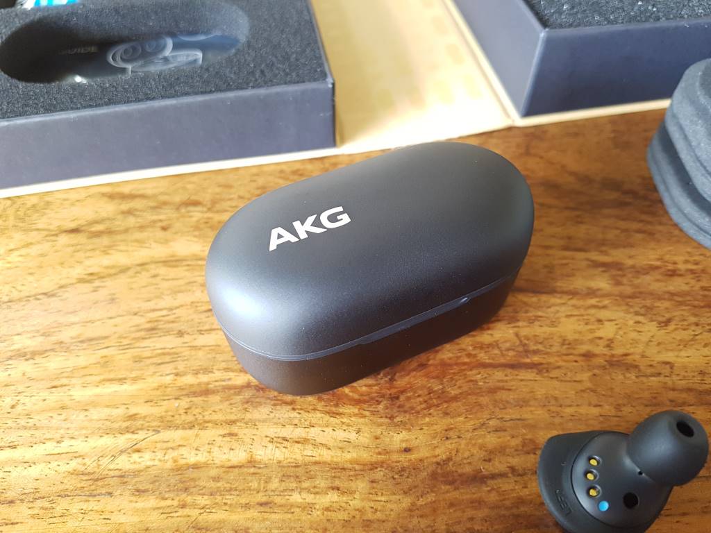 Auricular AKG Brand Samsung By Harman N400NC Bluetooth Black